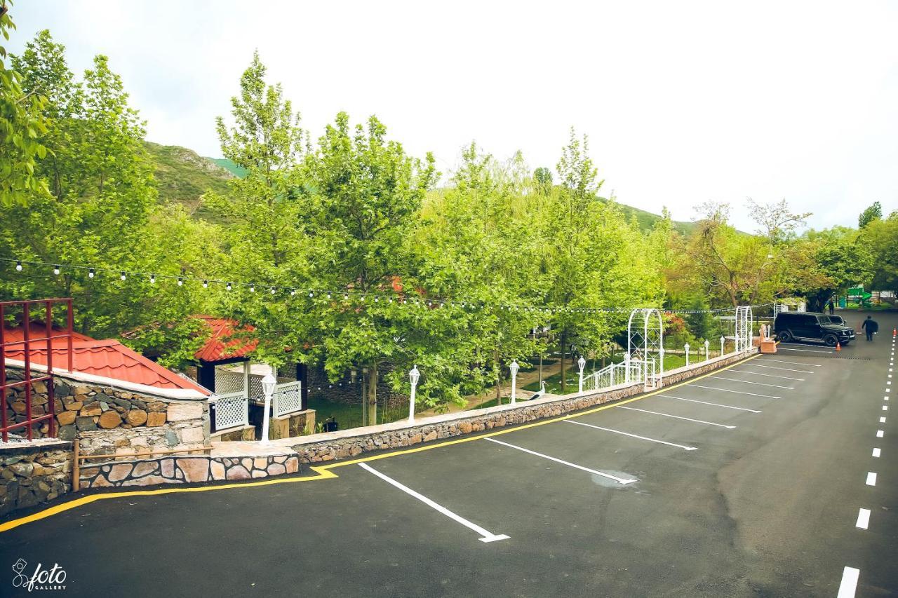 Su Sesi Hotel&Restorant Goygol Exteriör bild